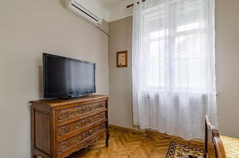 Апартамент Жасмин Apartment Varna Exterior foto